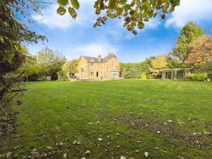 Photo 19- click for photo gallery